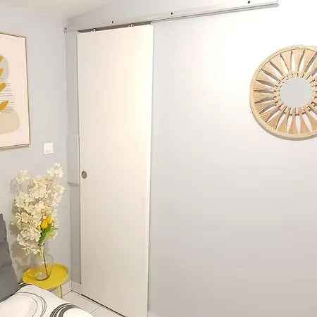 Cosy Bien Comme A La Maison Apartment Eragny